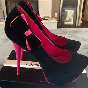 Black and Pink Alba Stilettos